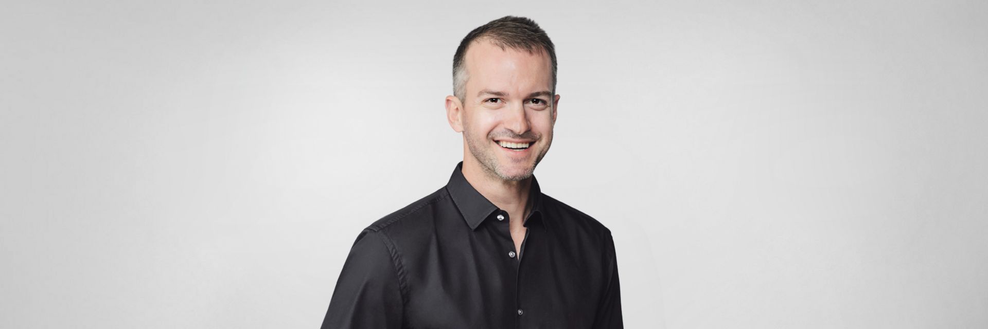 Dr. Stefan Waas